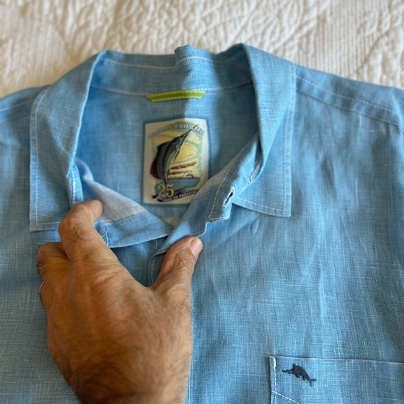 Tommy Bahama long sleeve shirt - Picture 2 of 3